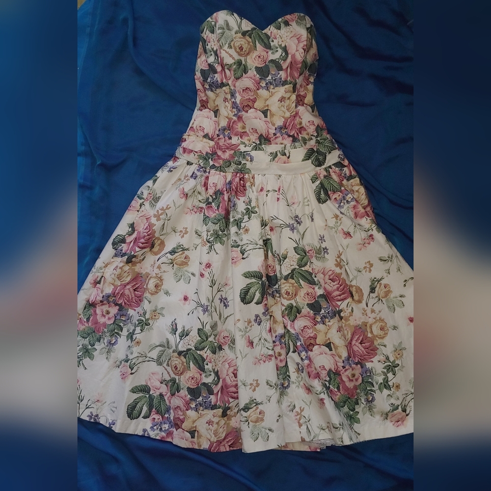 Vtg S.G. Gilbert USA Rose Corset Dress w/ Back Bow & Tulle Lining P2P 17 in.